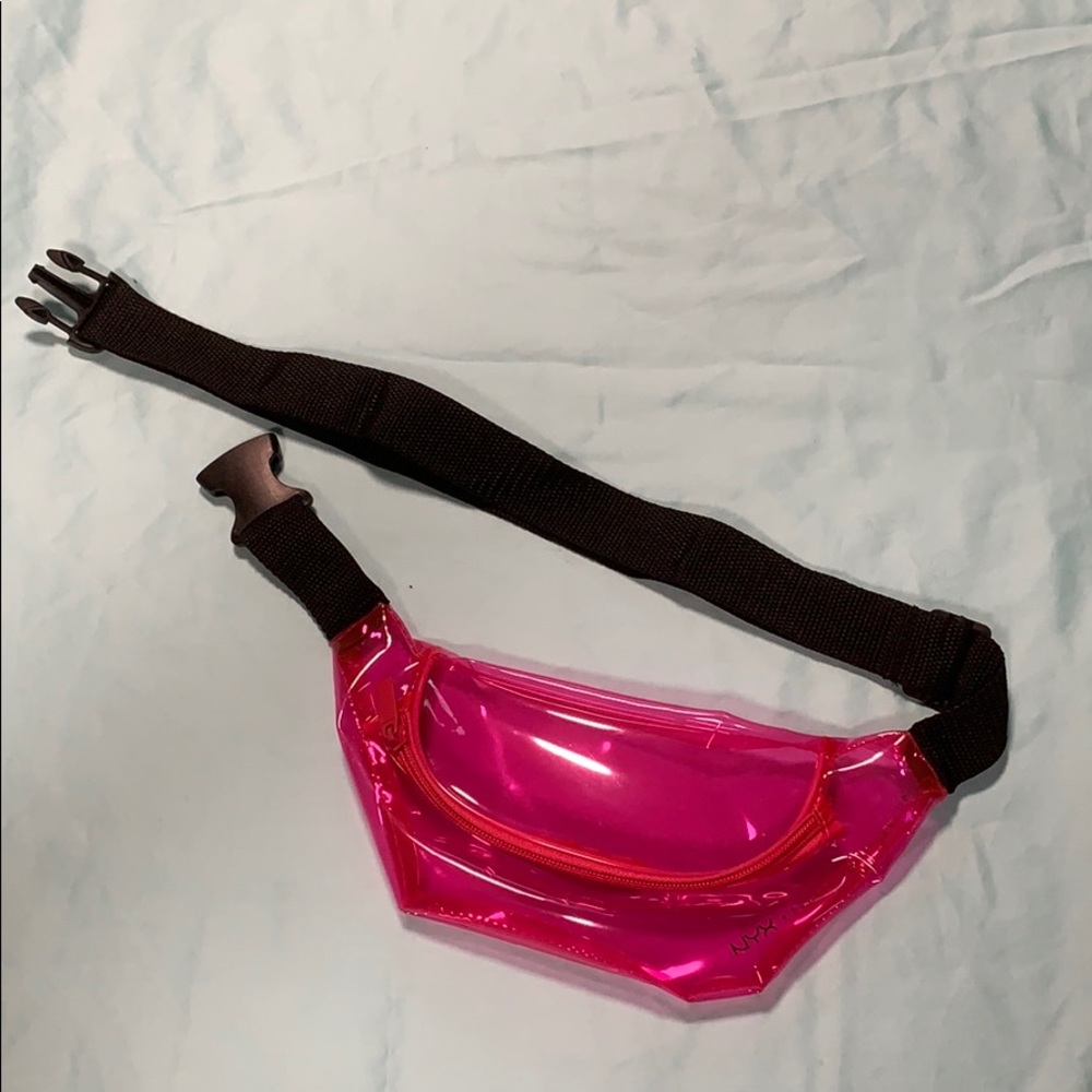 Fannypack by NYX